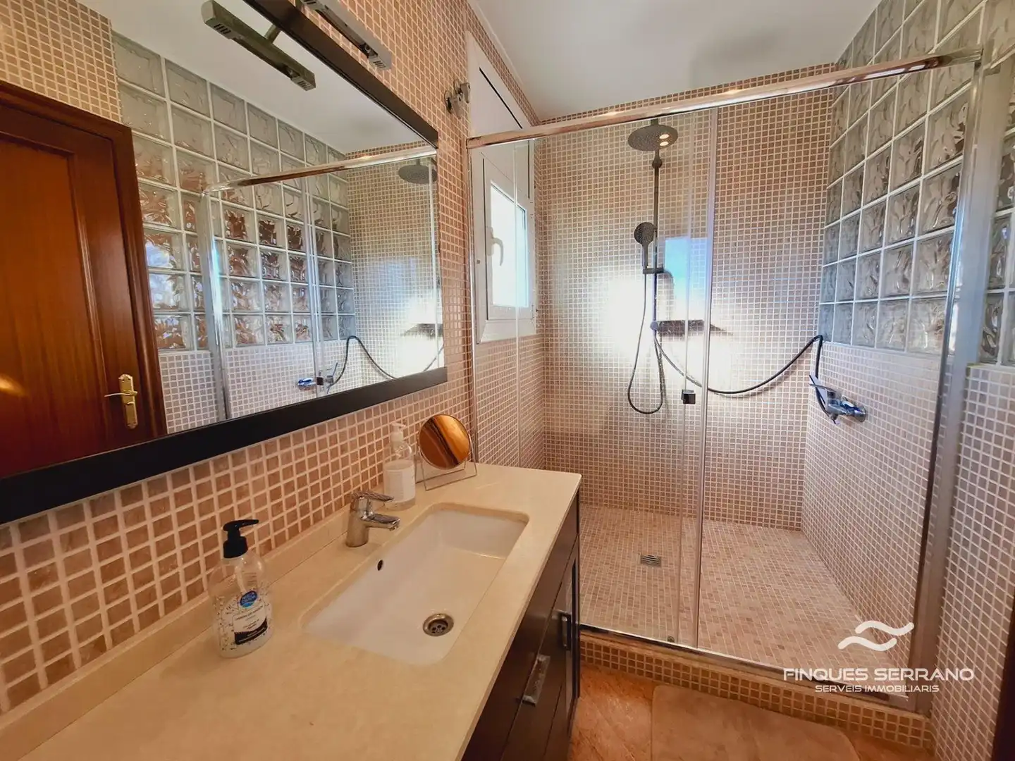 Baño de Casa adosada en venta en Calafell con Calefacción, Terraza y Piscina