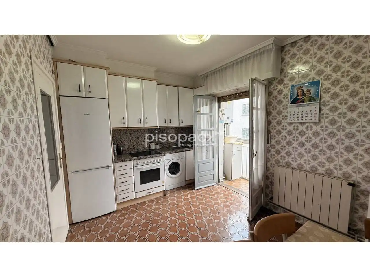 Küche von Wohnung zum Verkauf in  Pamplona / Iruña mit Heizung, Terrasse und Balkon