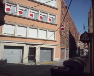 Vista exterior de Pis en venda en Manresa