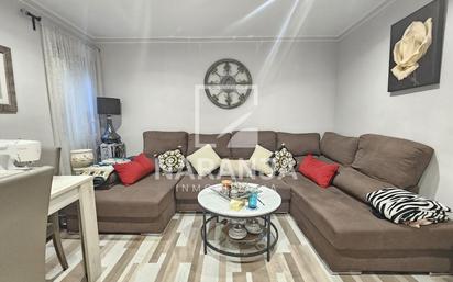 Living room of Flat for sale in  Barcelona Capital