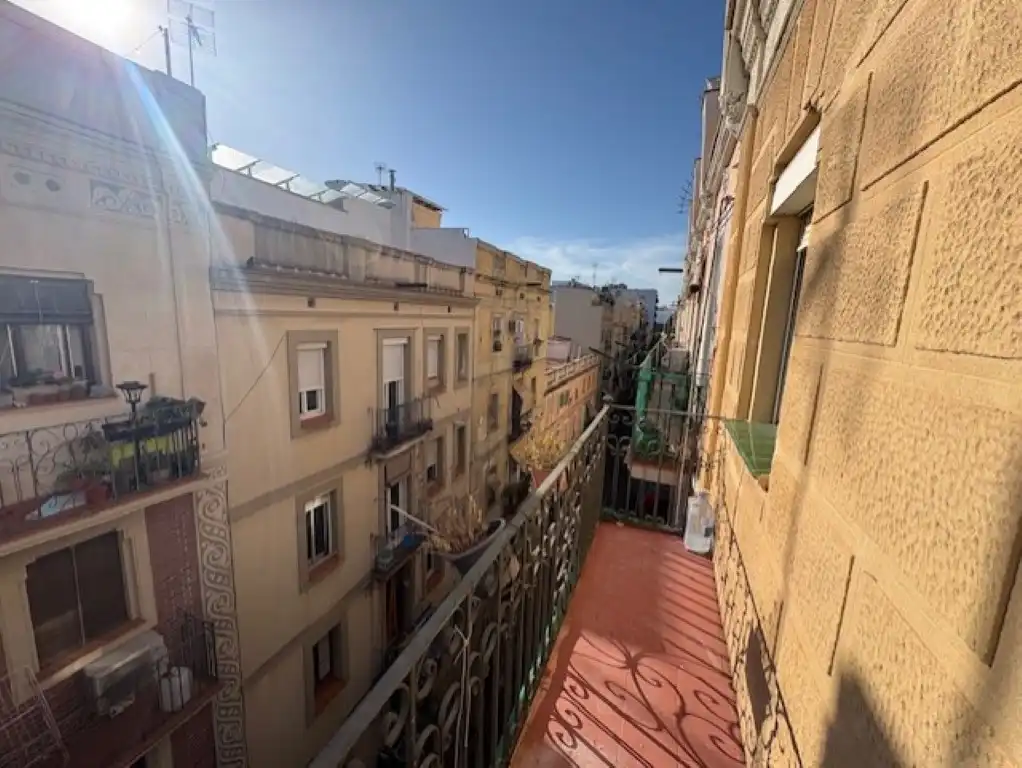 Pis amb terrassa en venda a Carrer del Baluard, imagen 2