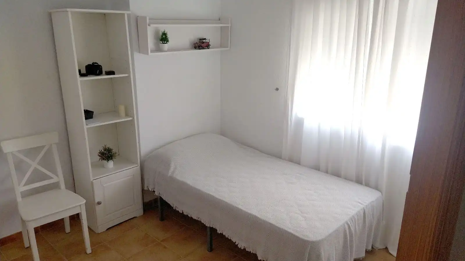 Habitación de Piso de alquiler en Roquetas de Mar con Calefacción, Terraza y Horno