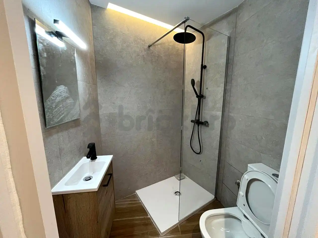 Baño de Local en venta en Barcelona