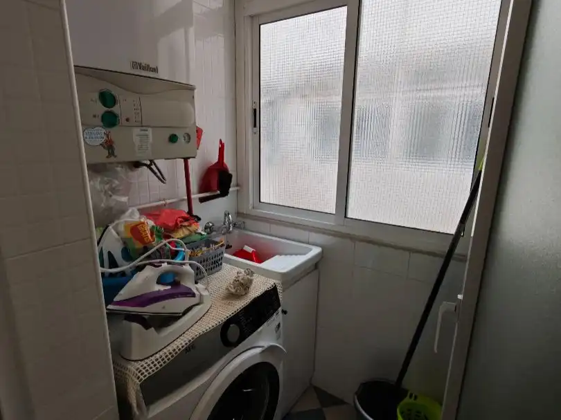 Cocina de Piso en venta en  Granada Capital con Aire acondicionado