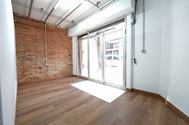 Local comercial en Venta en Carrer de l'Estadella en El Bon Pastor