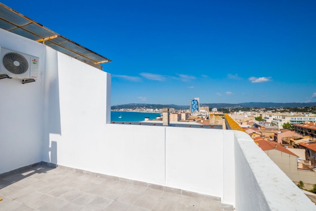 Terrassa de Apartament en venda en Palamós amb Aire condicionat, Terrassa i Alarma