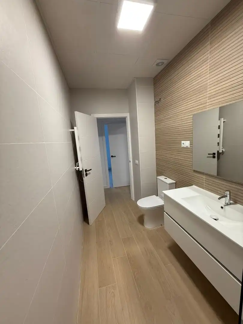 Baño de Piso de alquiler en Málaga con Aire acondicionado, Amueblado y Horno
