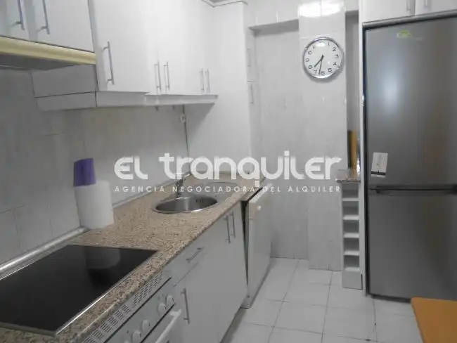 Küche von Wohnung zum Verkauf in Madrid mit Klimaanlage, Möbliert und Waschmaschine