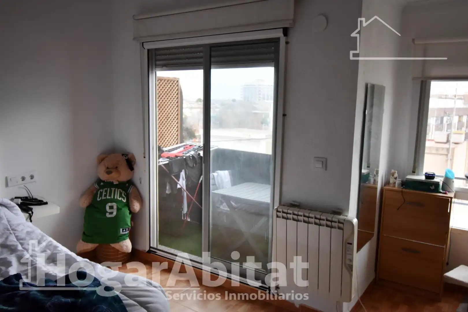 Dormitori de Pis en venda en Silla amb Aire condicionat, Traster i Balcó