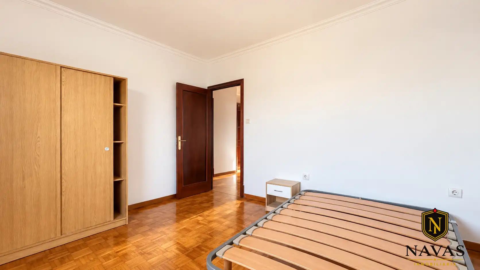 Schlafzimmer von Dachboden zum Verkauf in Vigo  mit Balkon