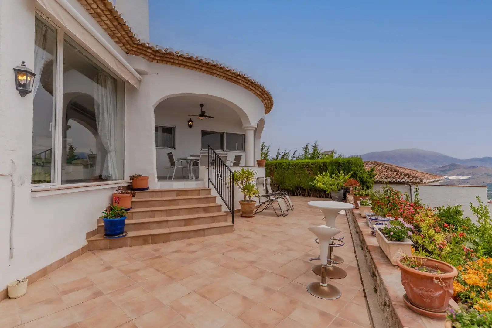 Terrassa de Casa o xalet en venda en Salobreña amb Aire condicionat, Calefacció i Jardí privat