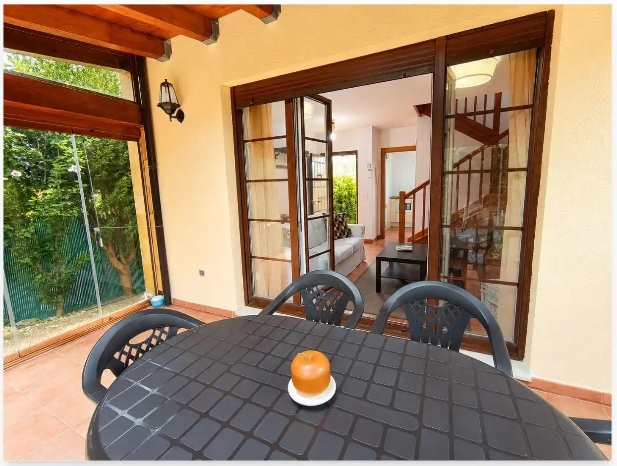 Terraza de Casa adosada en venta en Santillana del Mar con Calefacción, Jardín privado y Trastero