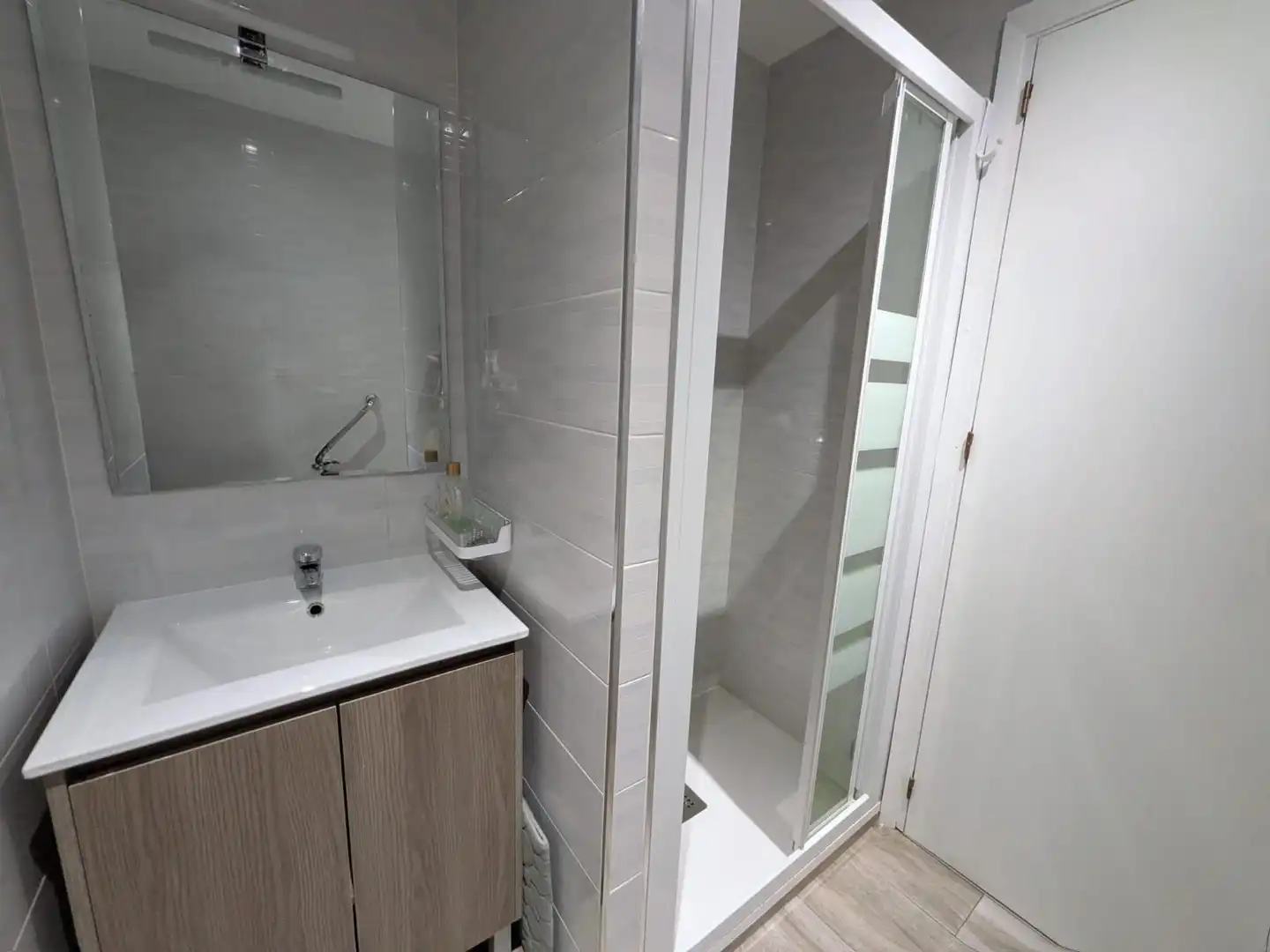 Bathroom of Flat for sale in Alcalá de Henares  with Heating