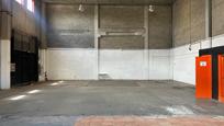 Aparcament de Nau industrial de lloguer en  Barcelona Capital