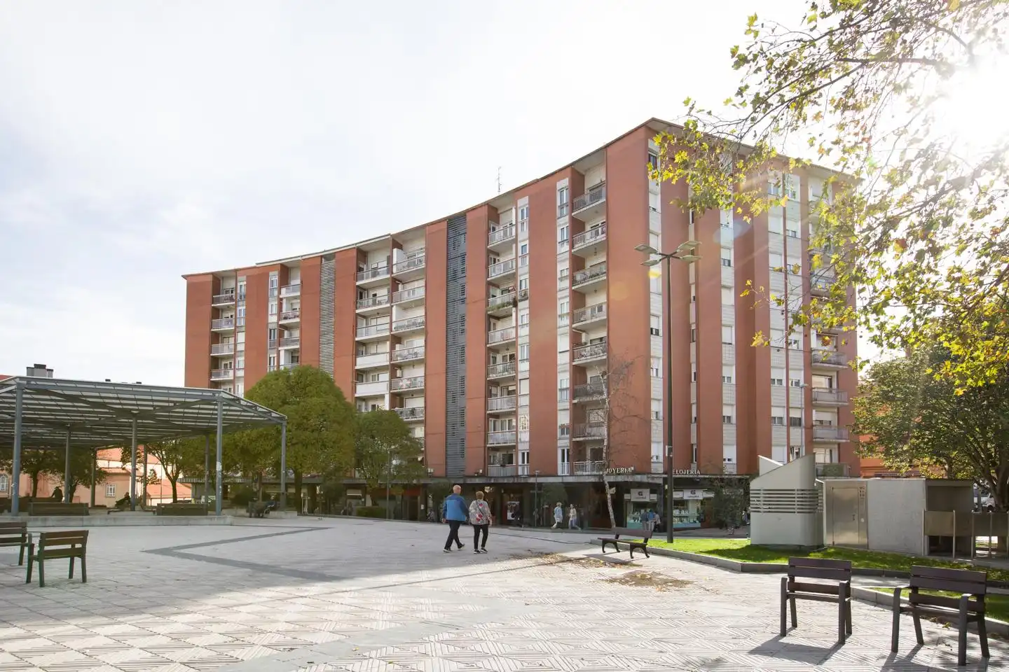 Vista exterior de Piso en venta en Barakaldo  con Terraza, Trastero y Amueblado
