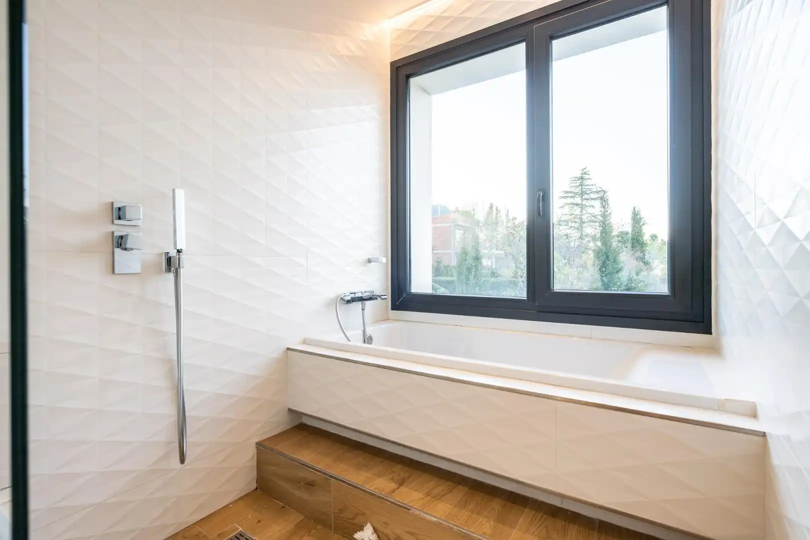 Baño de Casa o chalet en venta en Torrelodones con Calefacción, Jardín privado y Terraza