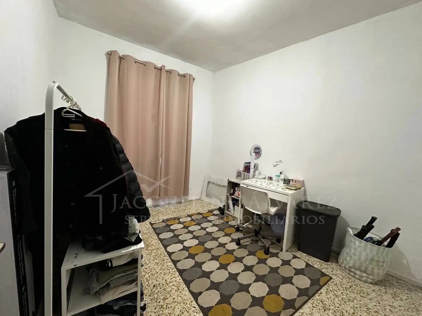 Flat for sale in Pantoja  with Furnished