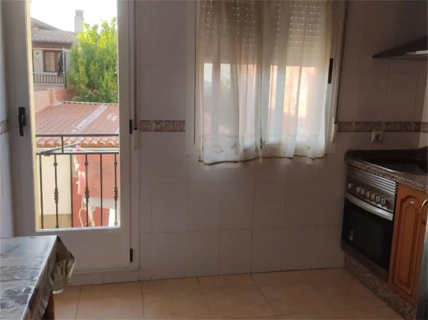 Dormitori de Casa adosada en venda en Zarza de Granadilla amb Aire condicionat i Moblat