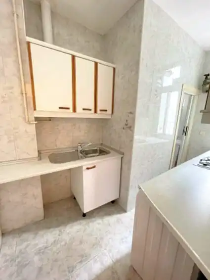 Küche von Wohnung zum Verkauf in Madrid