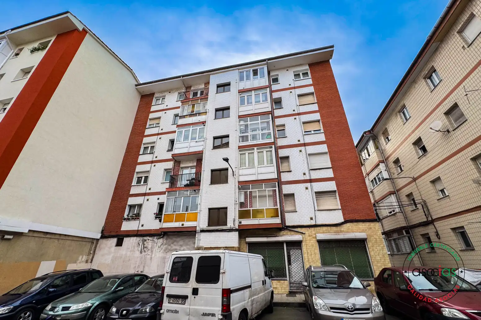 Vista exterior de Piso en venta en Gijón  con Calefacción y Balcón
