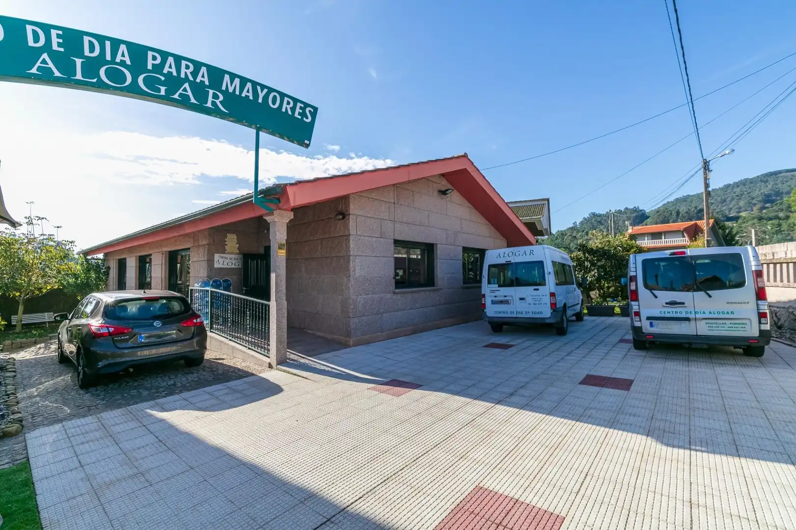Local comercial en venta en Calle Iglesia 34