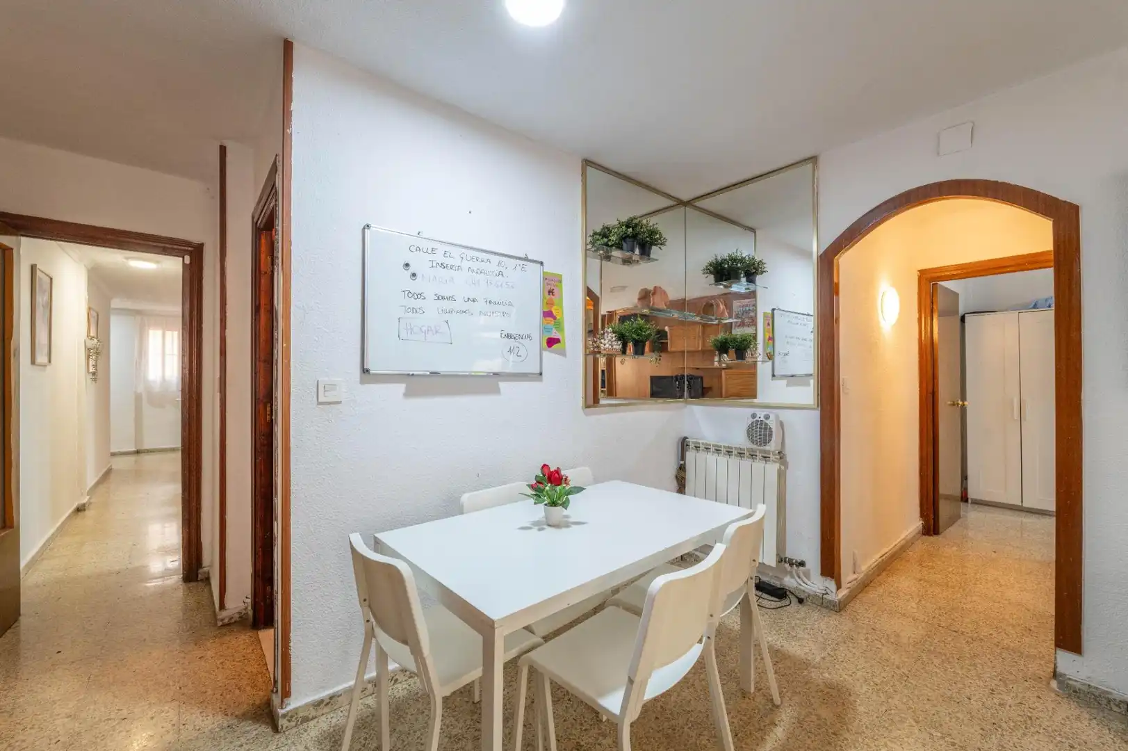 Dining room of Flat for sale in Granada