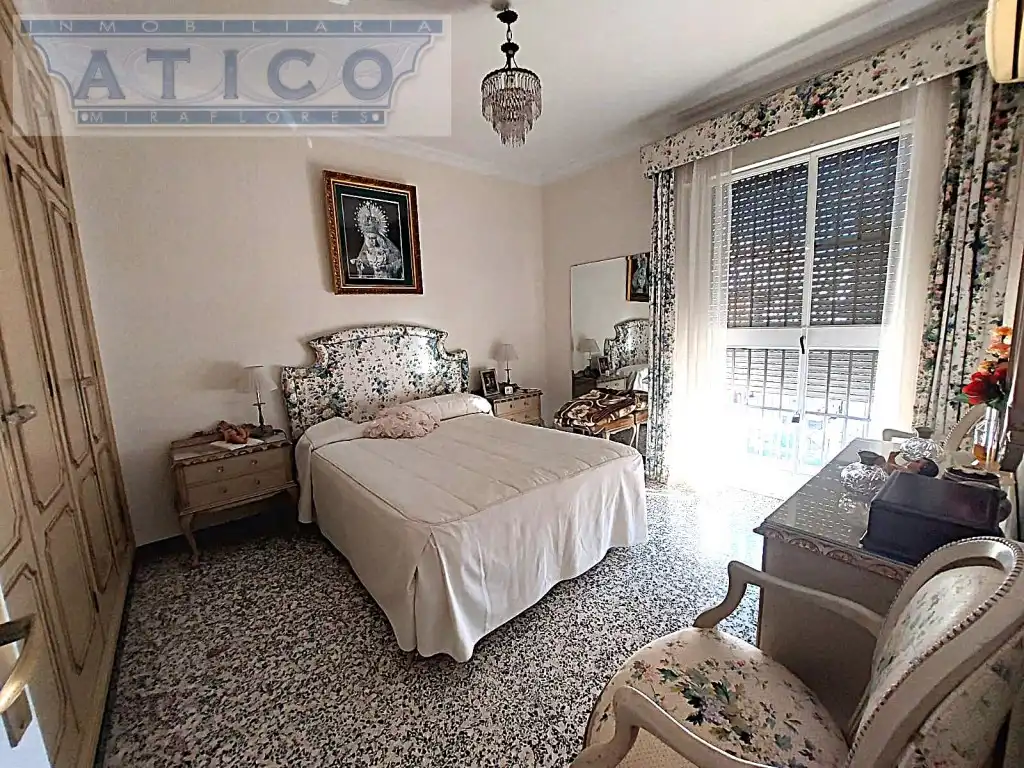 Bedroom of Houses for sale in Sevilla  with Air Conditioner and Terrace