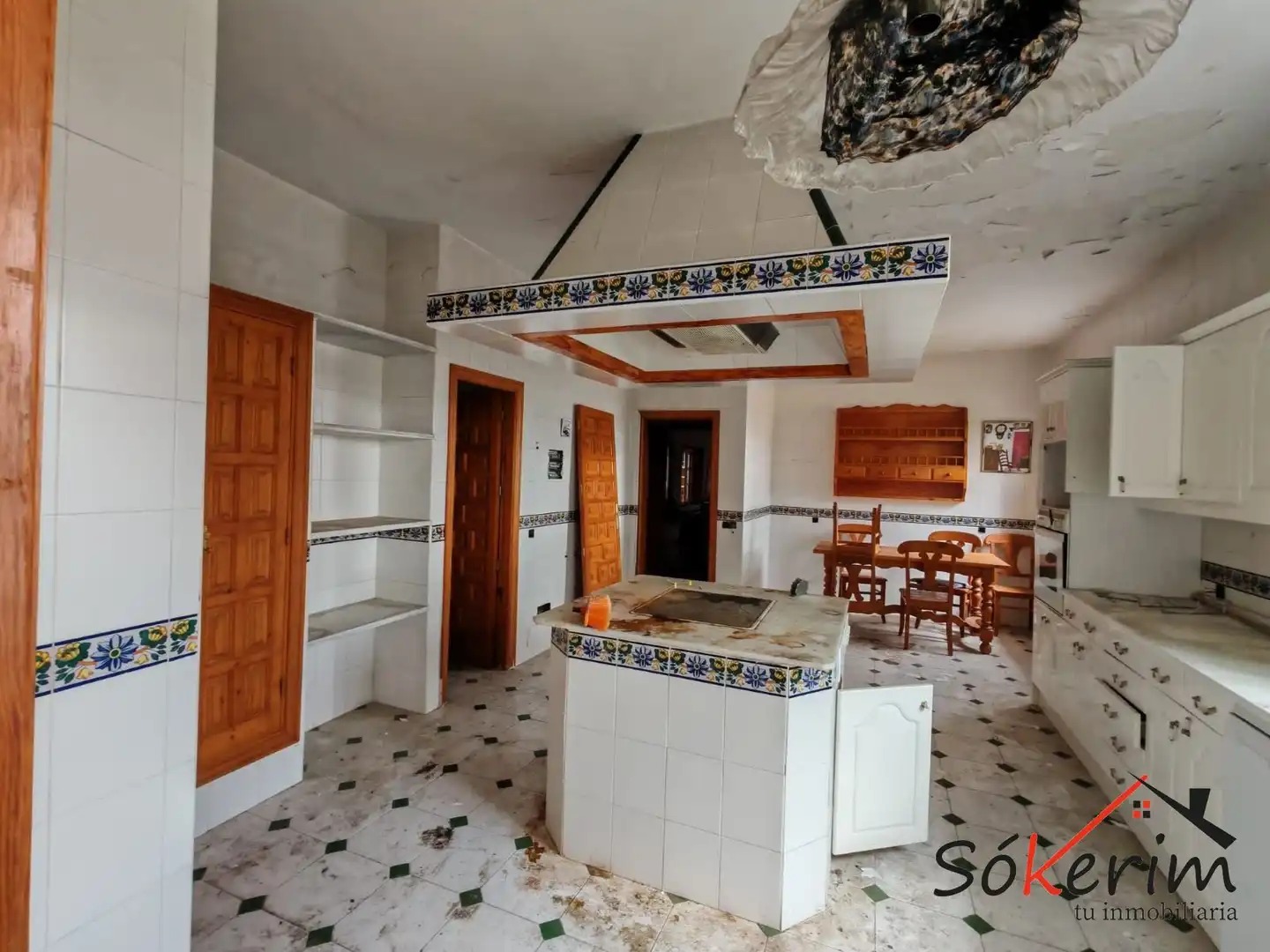 Cocina de Piso en venta en San Román de los Montes con Calefacción, Jardín privado y Terraza