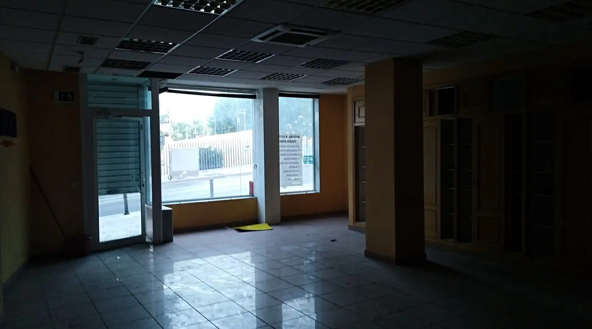 Local en venta en Jaén