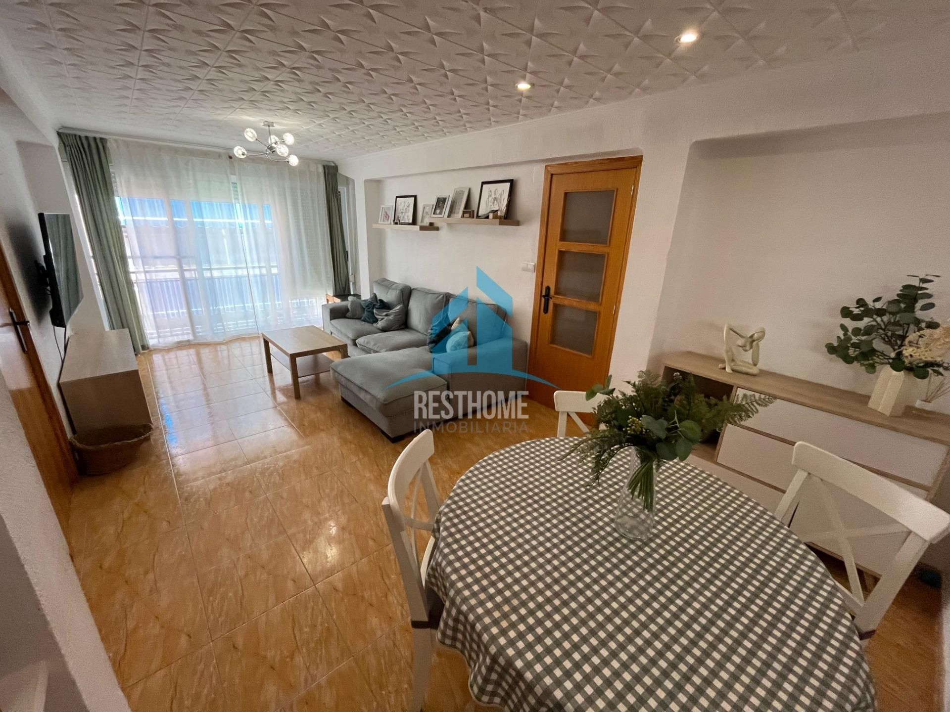 Vista exterior de Piso en venta en Cullera con Aire acondicionado