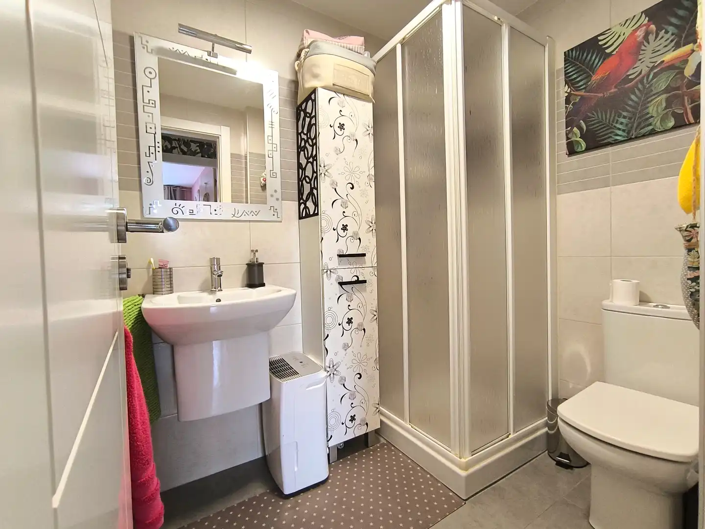 Badezimmer von Wohnung zum Verkauf in Ares mit Heizung, Parkett und Abstellraum