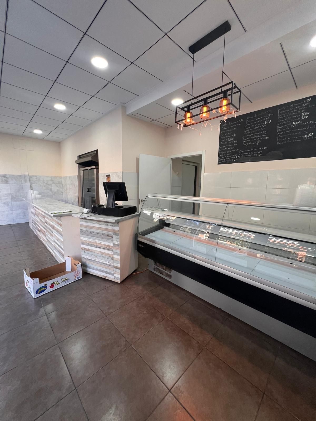 Premises to rent in Parque de la Bombilla