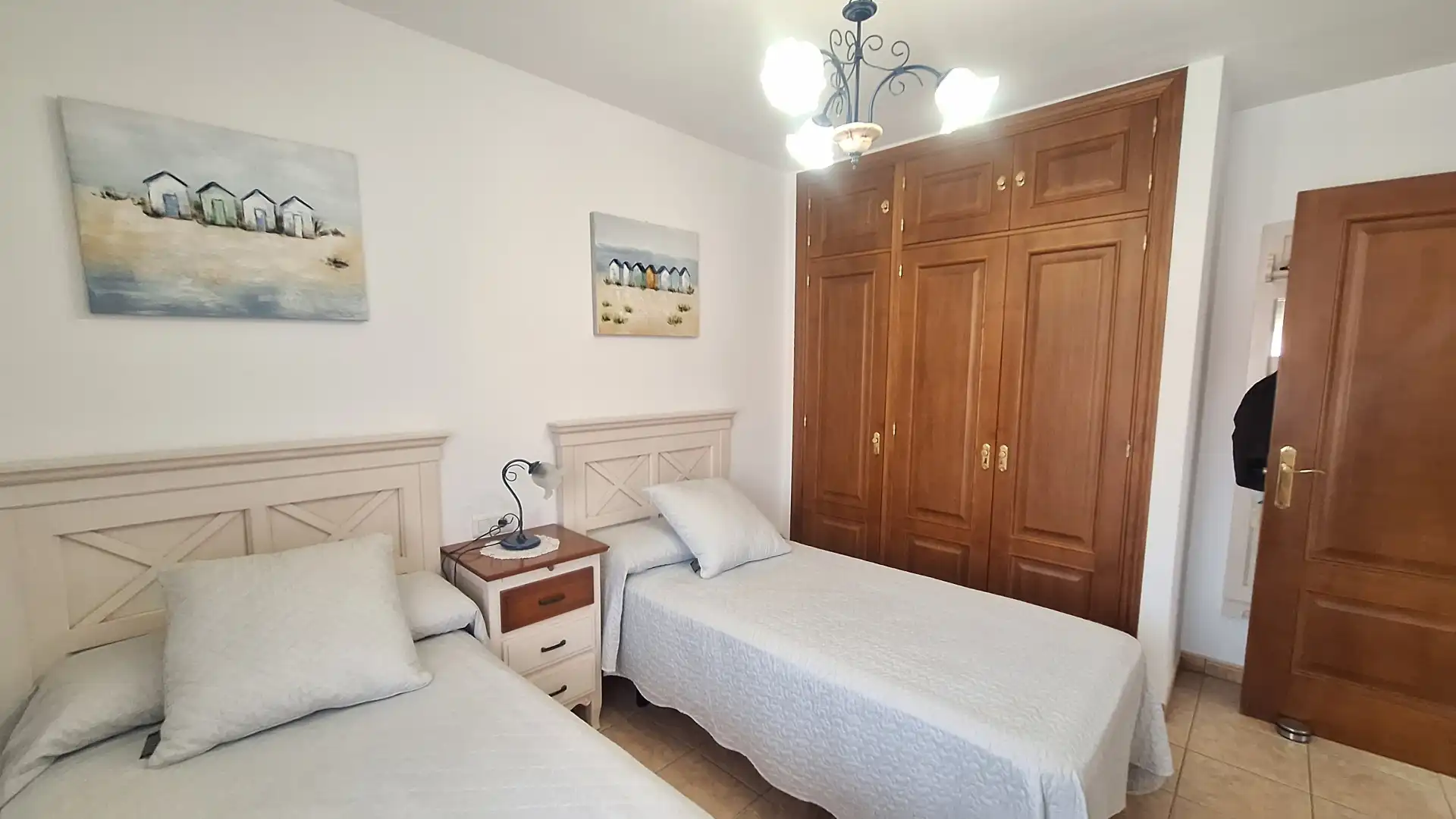 Dormitori de Casa adosada en venda en Estepona amb Terrassa