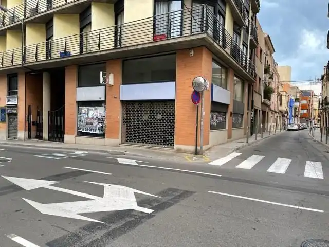 Locale commerciale in vendita a Carrer de Cerdà de Tallada