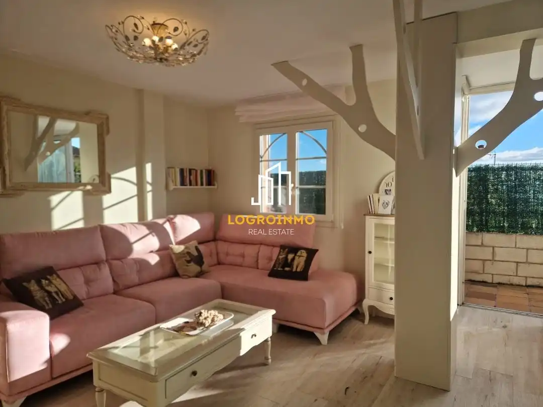 Living room of Houses for sale in Lapoblación  with Heating, Private garden and Parquet flooring