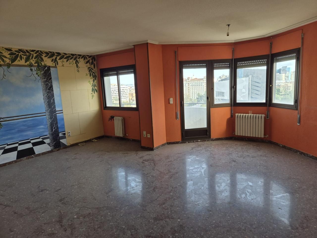 Sala d'estar de Pis en venda en  Zaragoza Capital amb Calefacció, Terrassa i Balcó