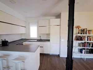 Kitchen of Flat for sale in  Madrid Capital  with Air Conditioner, Heating and Oven
