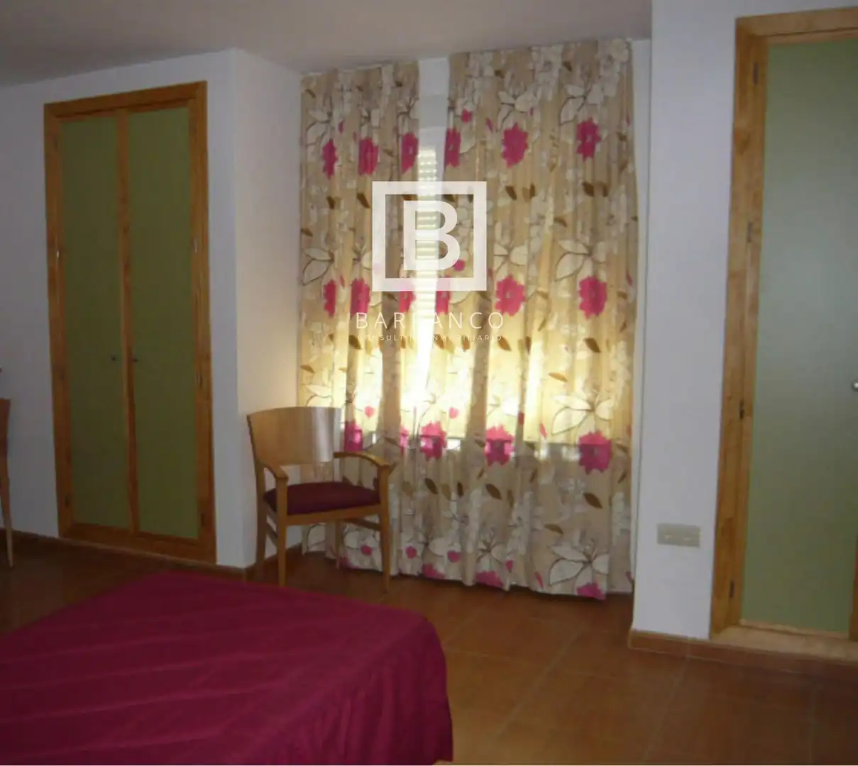 Habitación de Edificio en venta en La Puerta de Segura