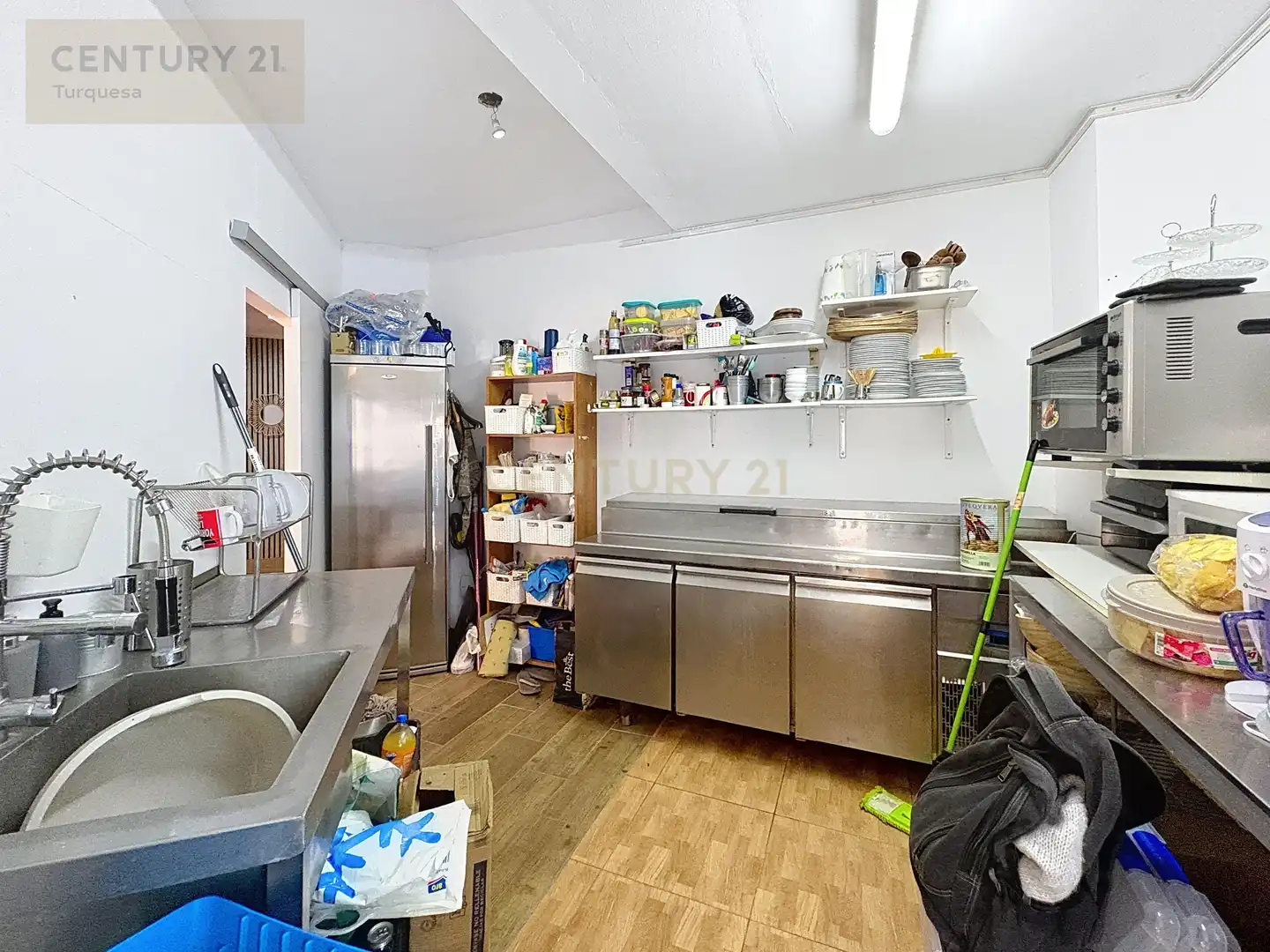 Kitchen of Commercial properties for transfer in Benalmádena  with Air Conditioner