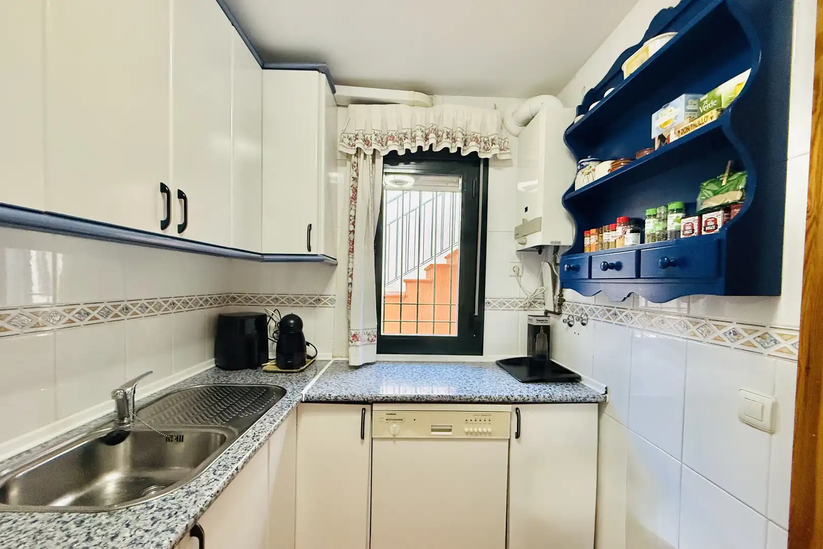 Flat with pool for sale in Las Lagunas - Campano, imagen 11