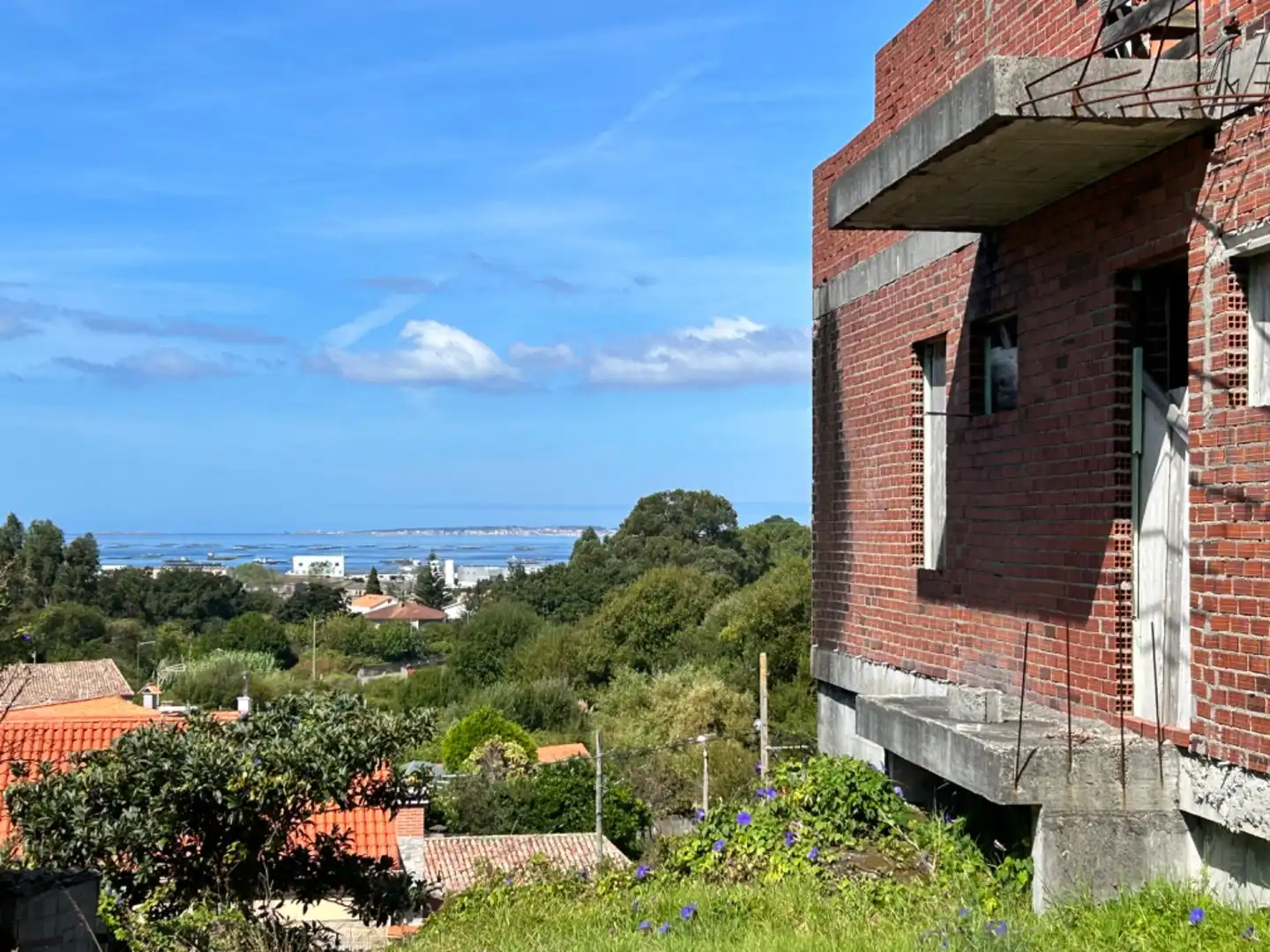 Vista exterior de Apartament en venda en O Grove   amb Traster i Balcó
