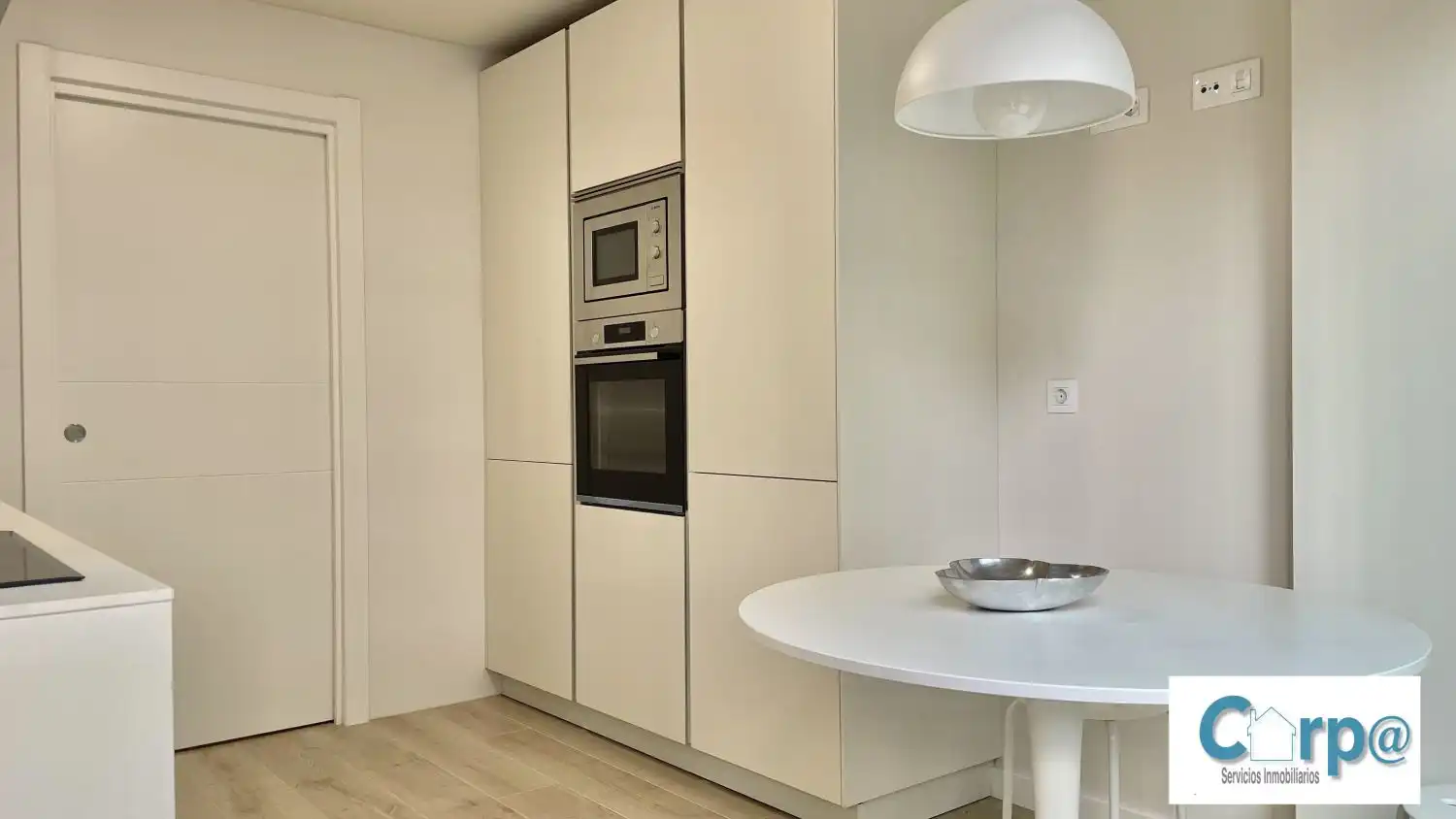 Küche von Wohnung zur Miete in  Pamplona / Iruña mit Heizung, Terrasse und Abstellraum