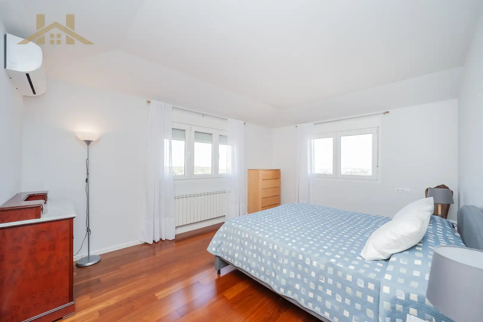 Dormitori de Casa o xalet en venda en Arroyomolinos (Madrid) amb Aire condicionat, Calefacció i Jardí privat