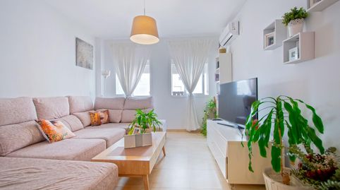 Foto 2 de Piso en venta en Aljamar, Tomares