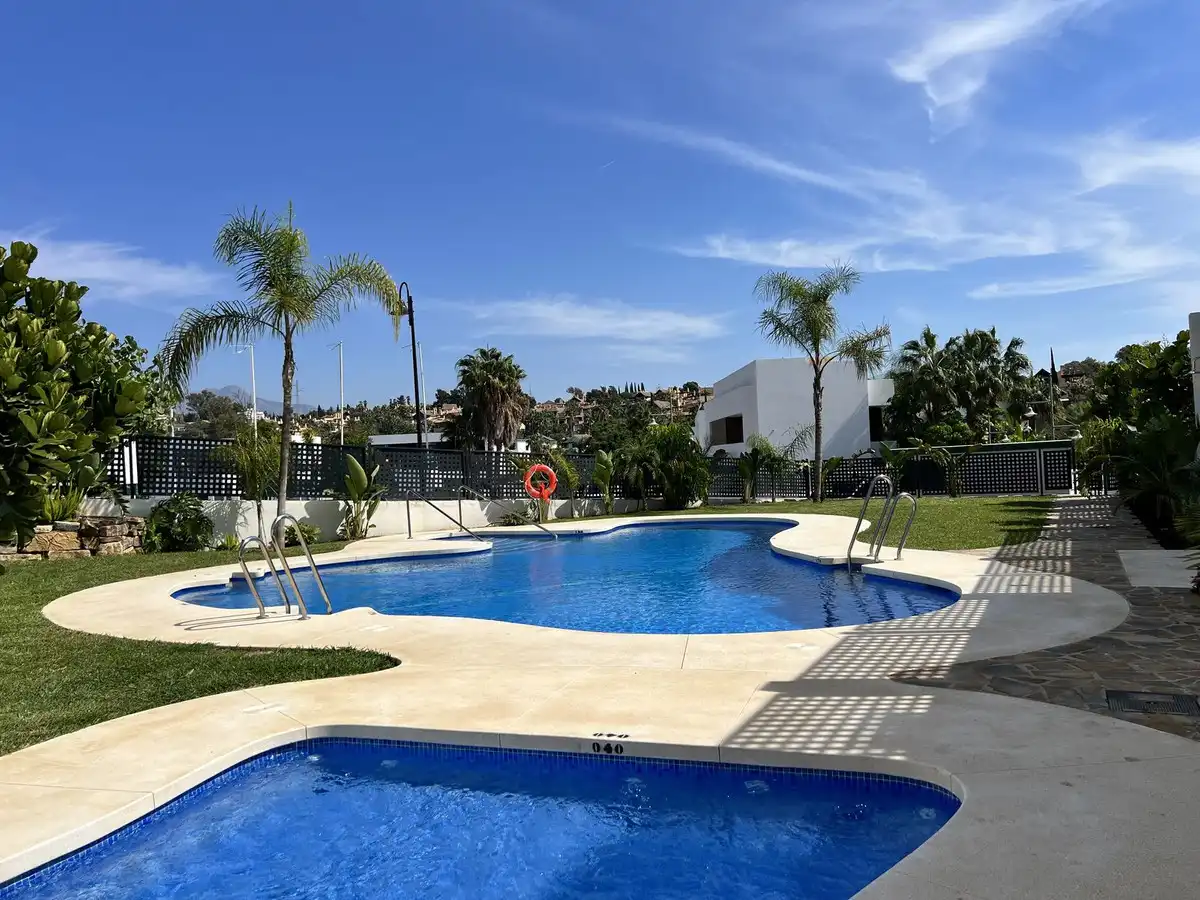 Adossat amb piscina en venda a Estepona - Estepona,Centro,Avenida del Pilar, imagen 3