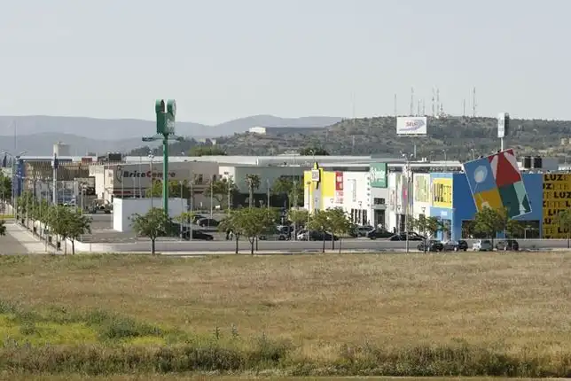 Terreno industriale in vendita a Nuevo Parque, imagen 2