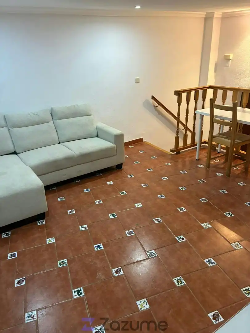 Maisonette zur Miete in Madrid mit Heizung, Abstellraum und Möbliert