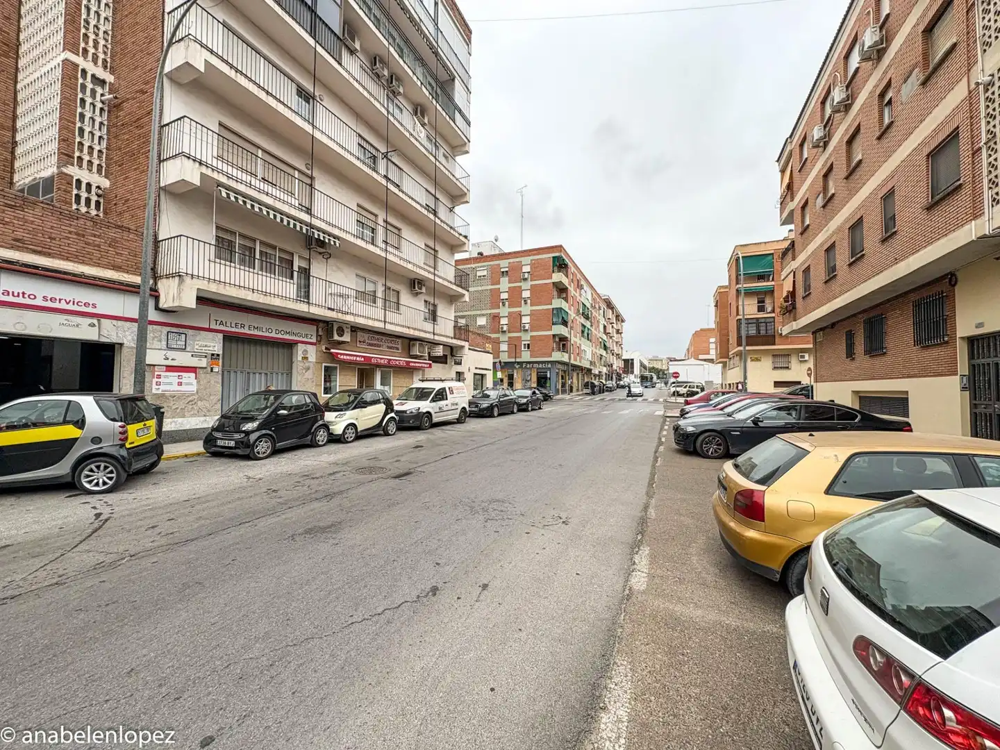 Vista exterior de Garatge en venda en Badajoz