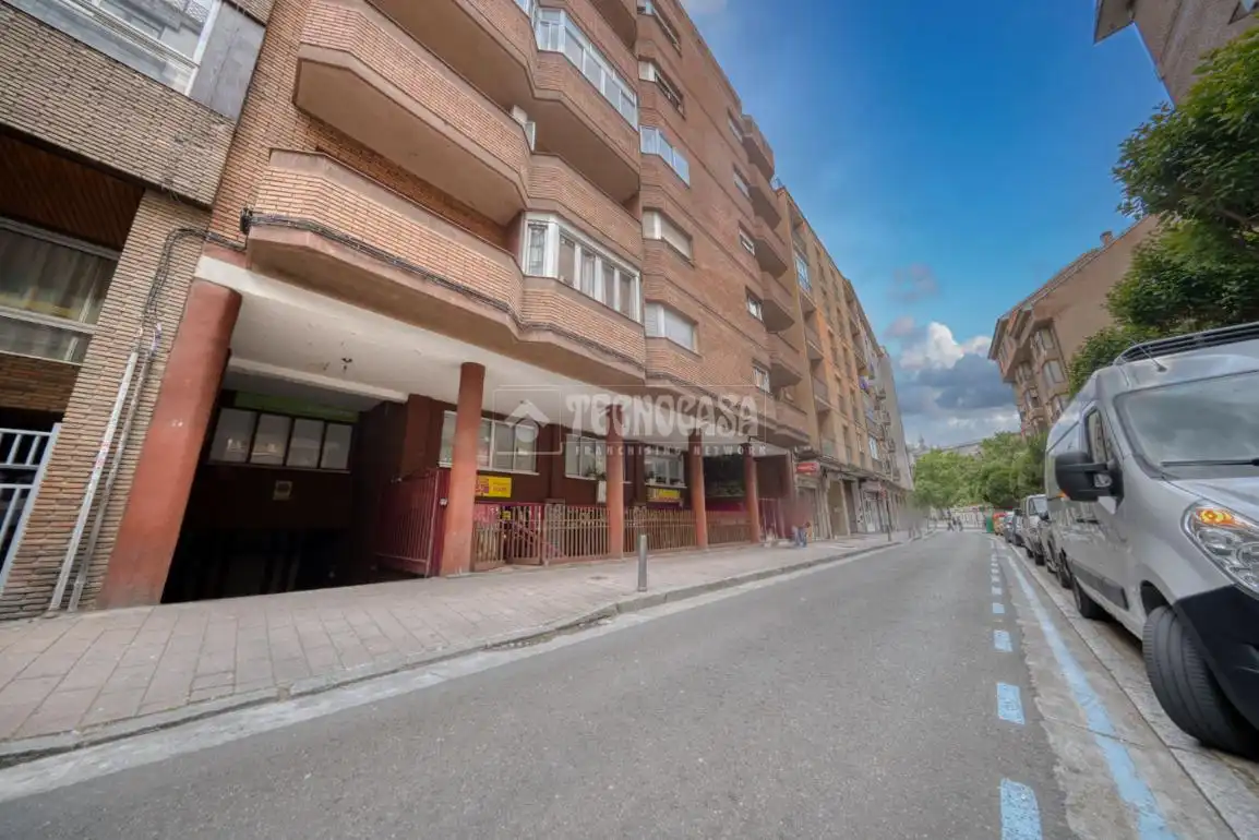 Vista exterior de Pis en venda en Valladolid