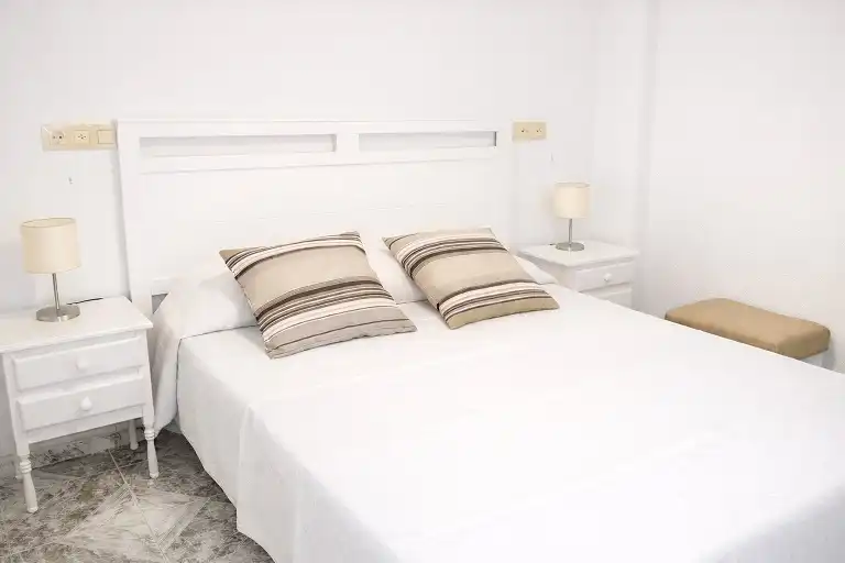 Apartamento con ascensor en alquiler en Avinguda del Papa Luna 10, imagen 11